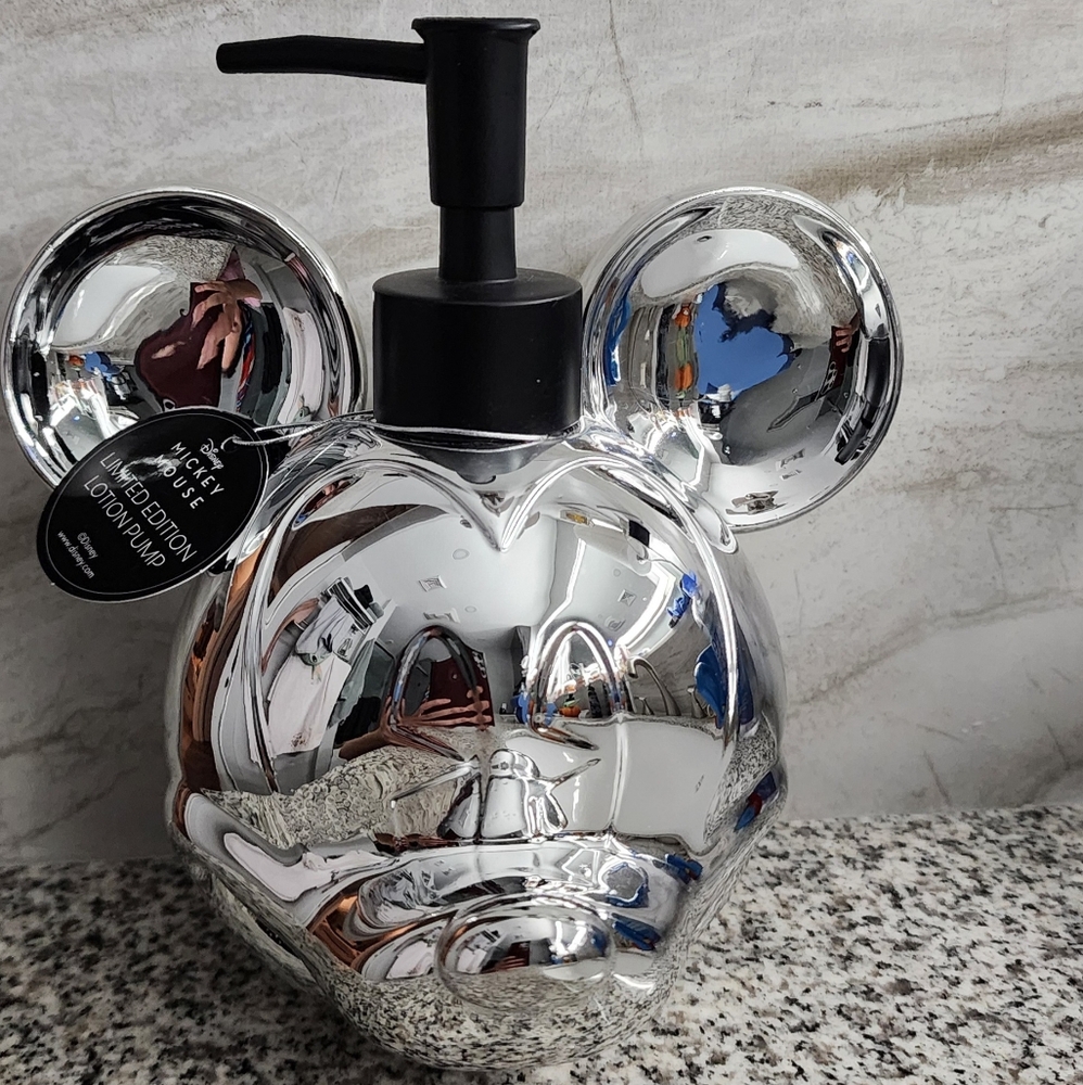 NWT Disney Mickey Mouse Limited Edition Silver Lotion Soap Dispenser Pump 6.5"